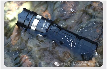 tank007手电筒