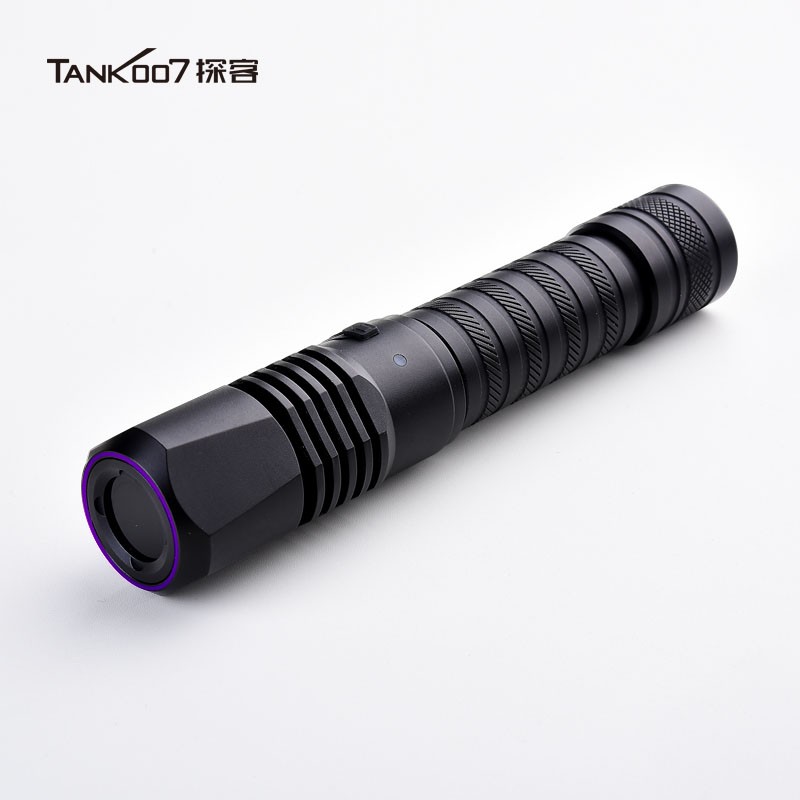TANK007探客CI05匀光手电筒刑侦、检查、找寻、勘察等..
